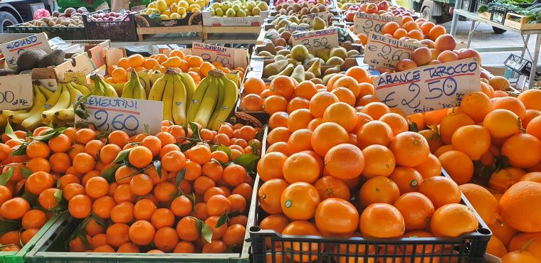 Sant'Ambrogio - historic market